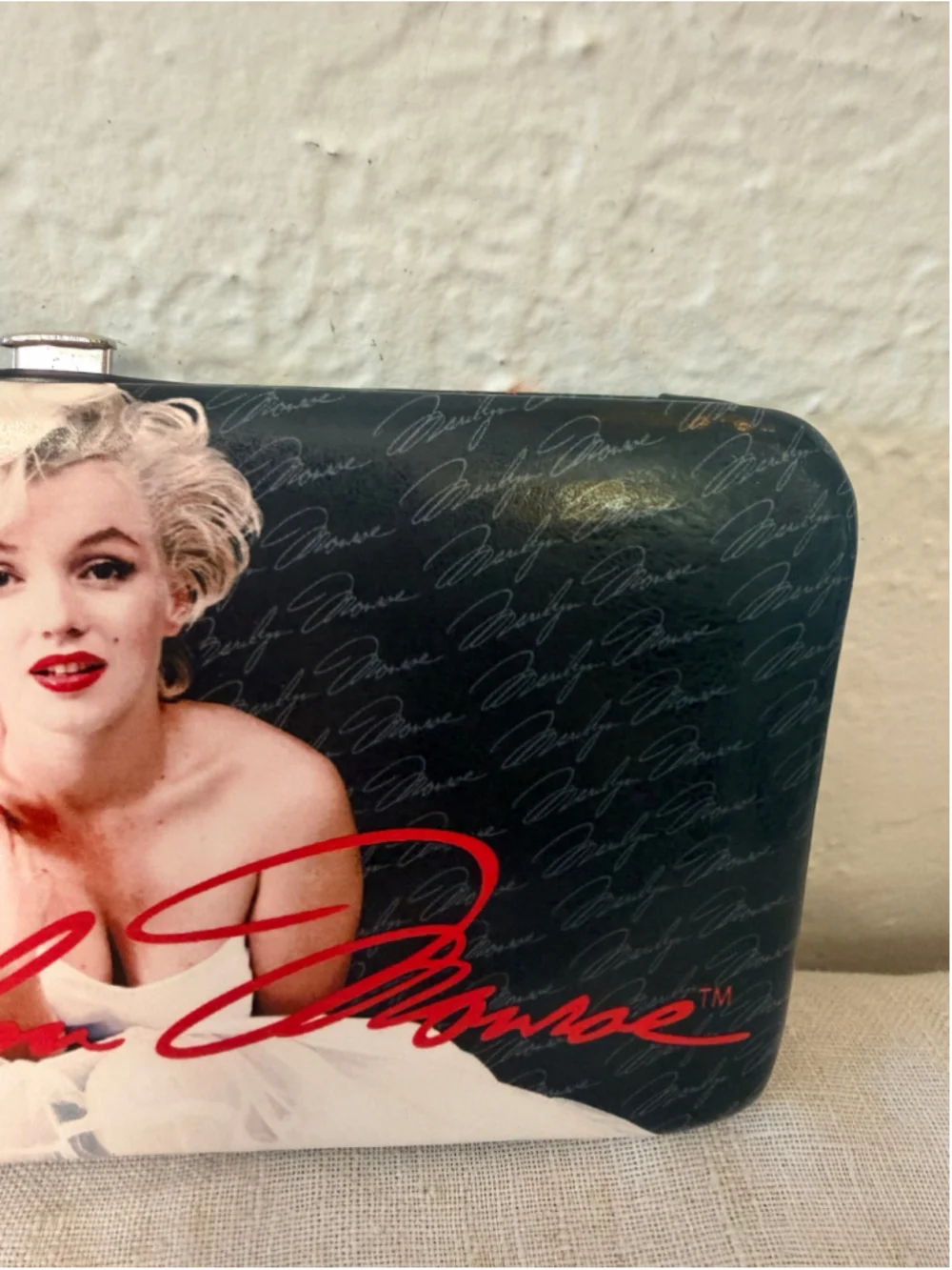 Marilyn Monroe Kissing Lips Women’s Wallet Clutch Billfold